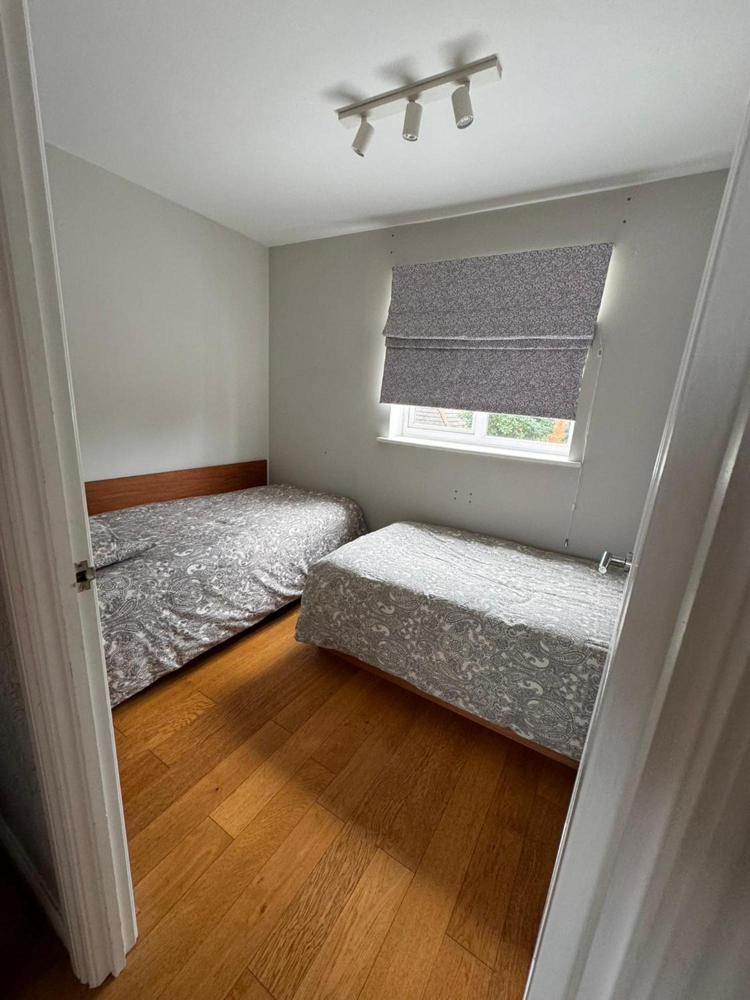 2-Bedroom Flat Walking Distance To Excel London - Perfect Location! Extérieur photo